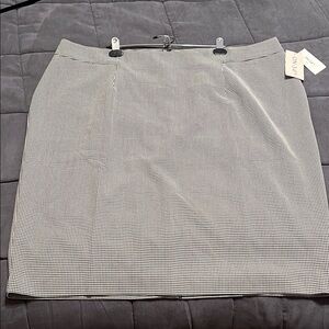 Macy's On 34th Houndstooth Pencil Skirt Knee-length for Work plus size